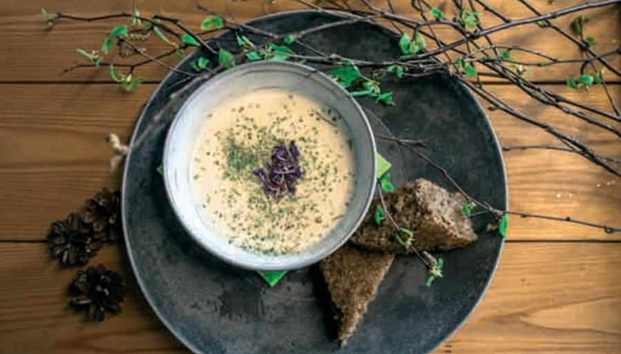 Juures-horsmakeitto