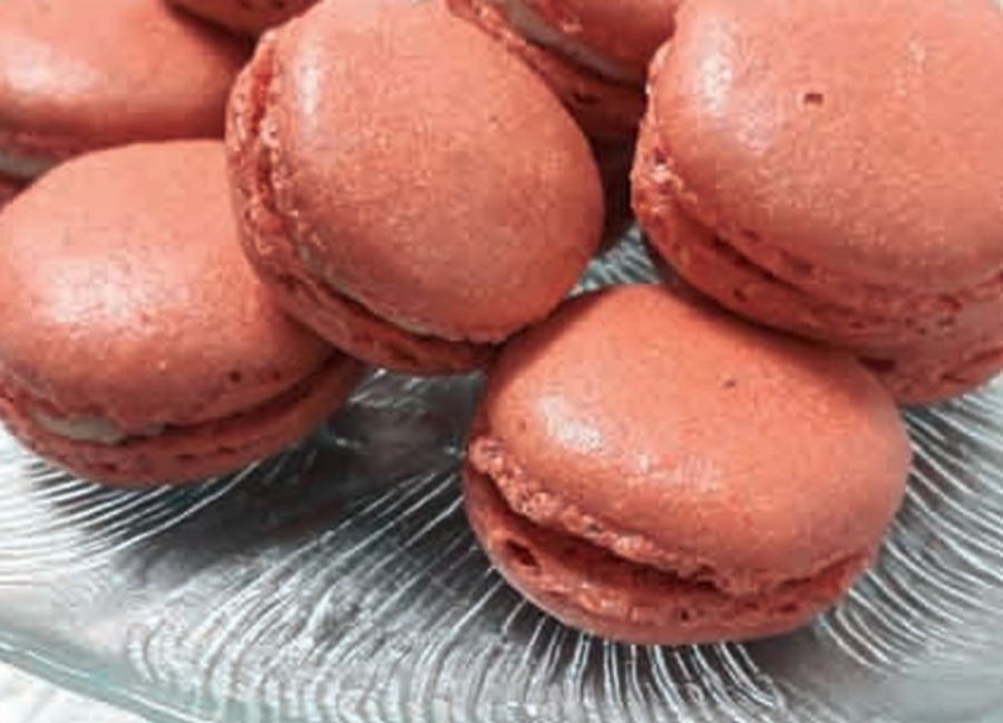Mäntymacaron-leivokset